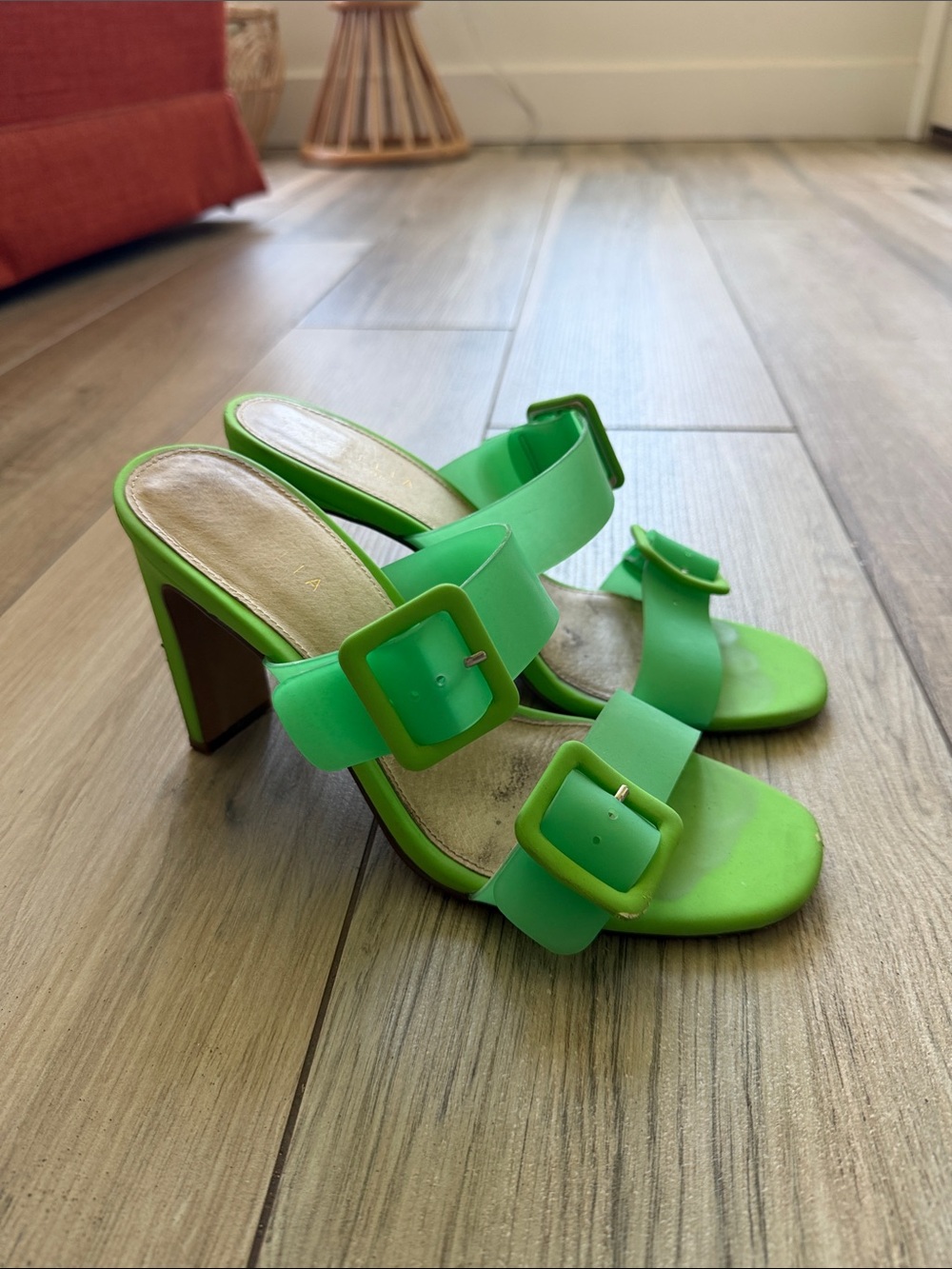 CECELIA NEW YORK Lime Green Double Buckle Block Heel Sandals